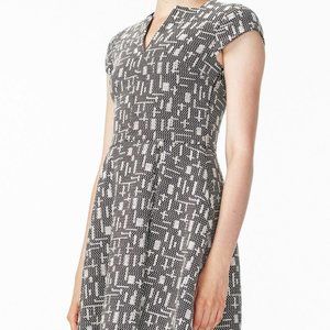 JACQUARD BOX PLEAT FIT-AND-FLARE - Armani Exchange